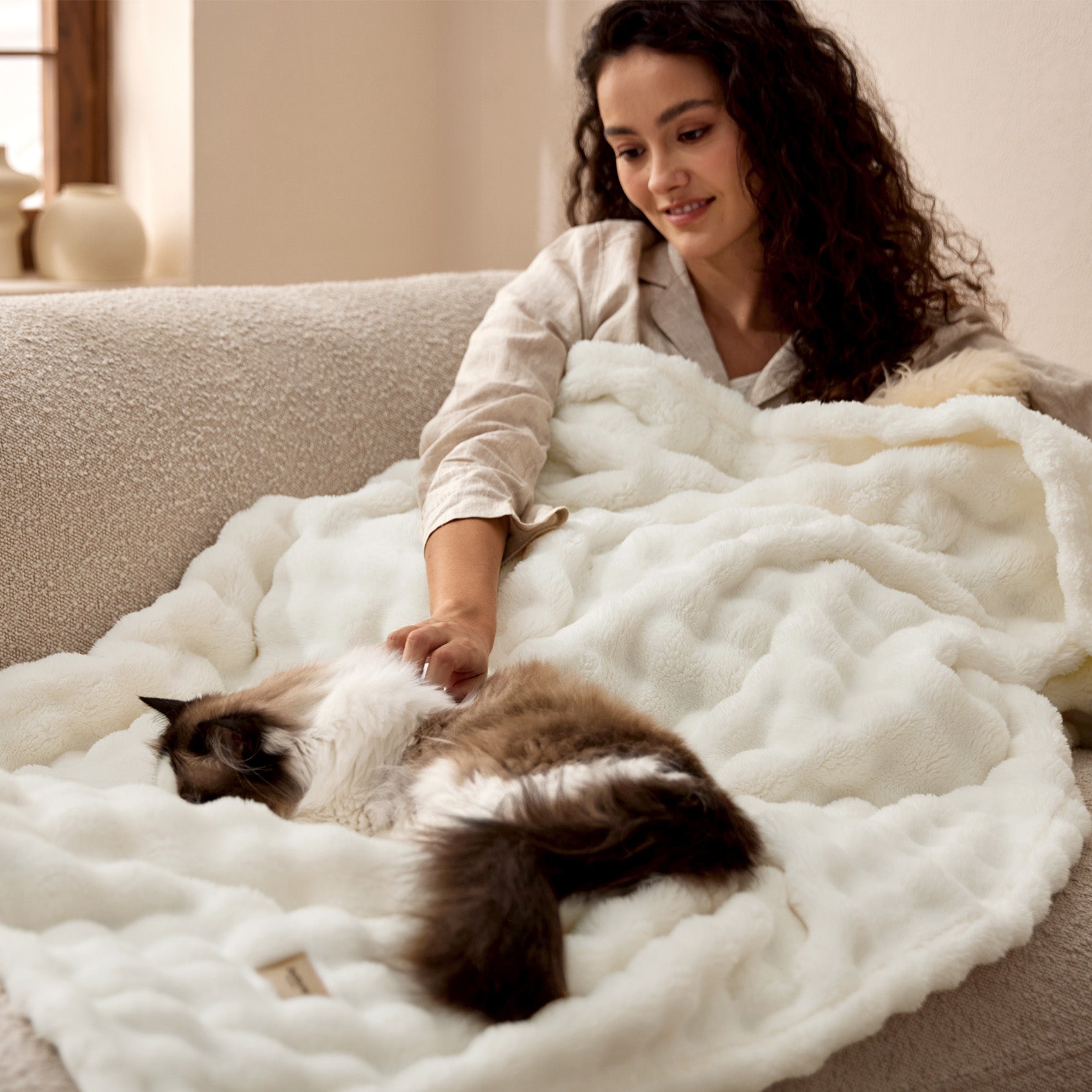 Cloud Bubble Blanket - Image 3