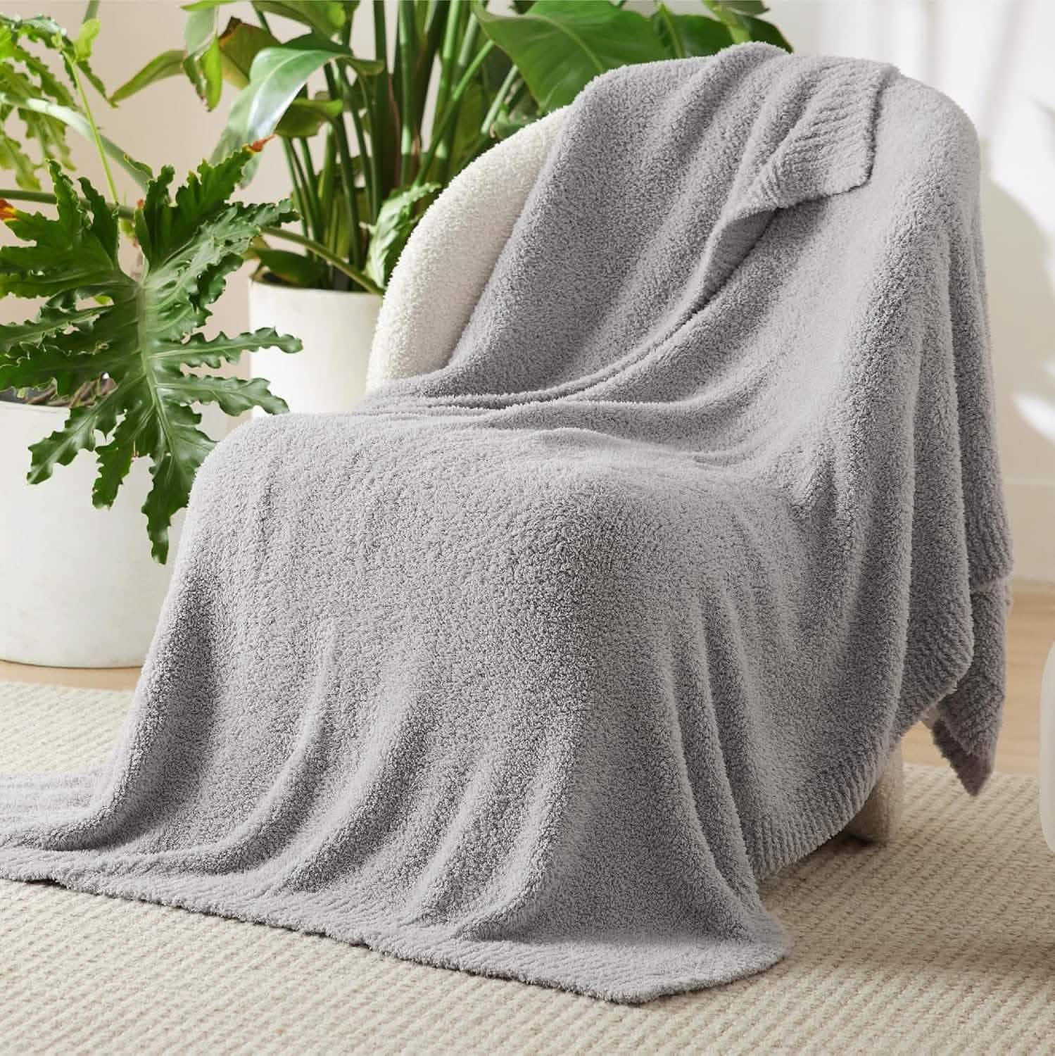 Feather Yarn Throw Blanket - Image 28