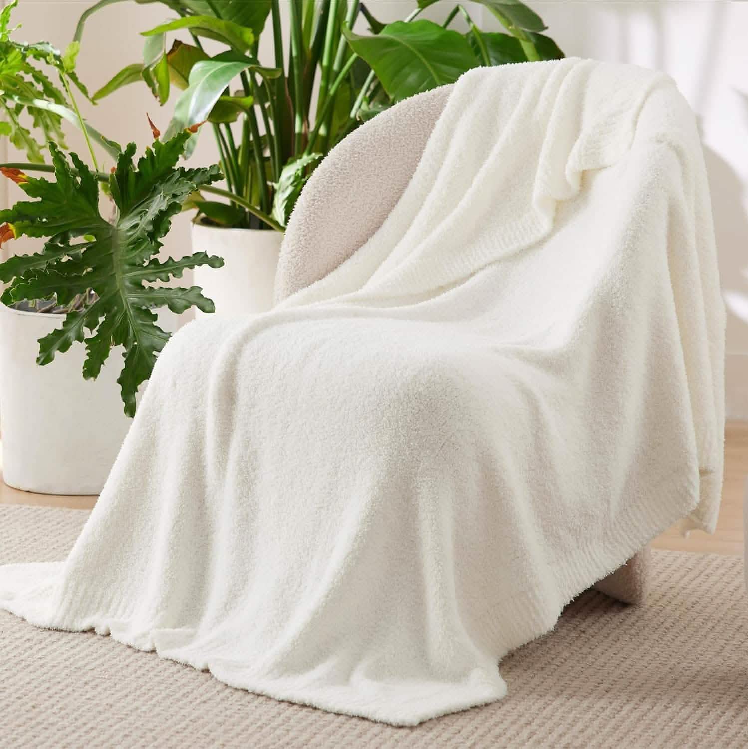 Feather Yarn Throw Blanket - Image 14