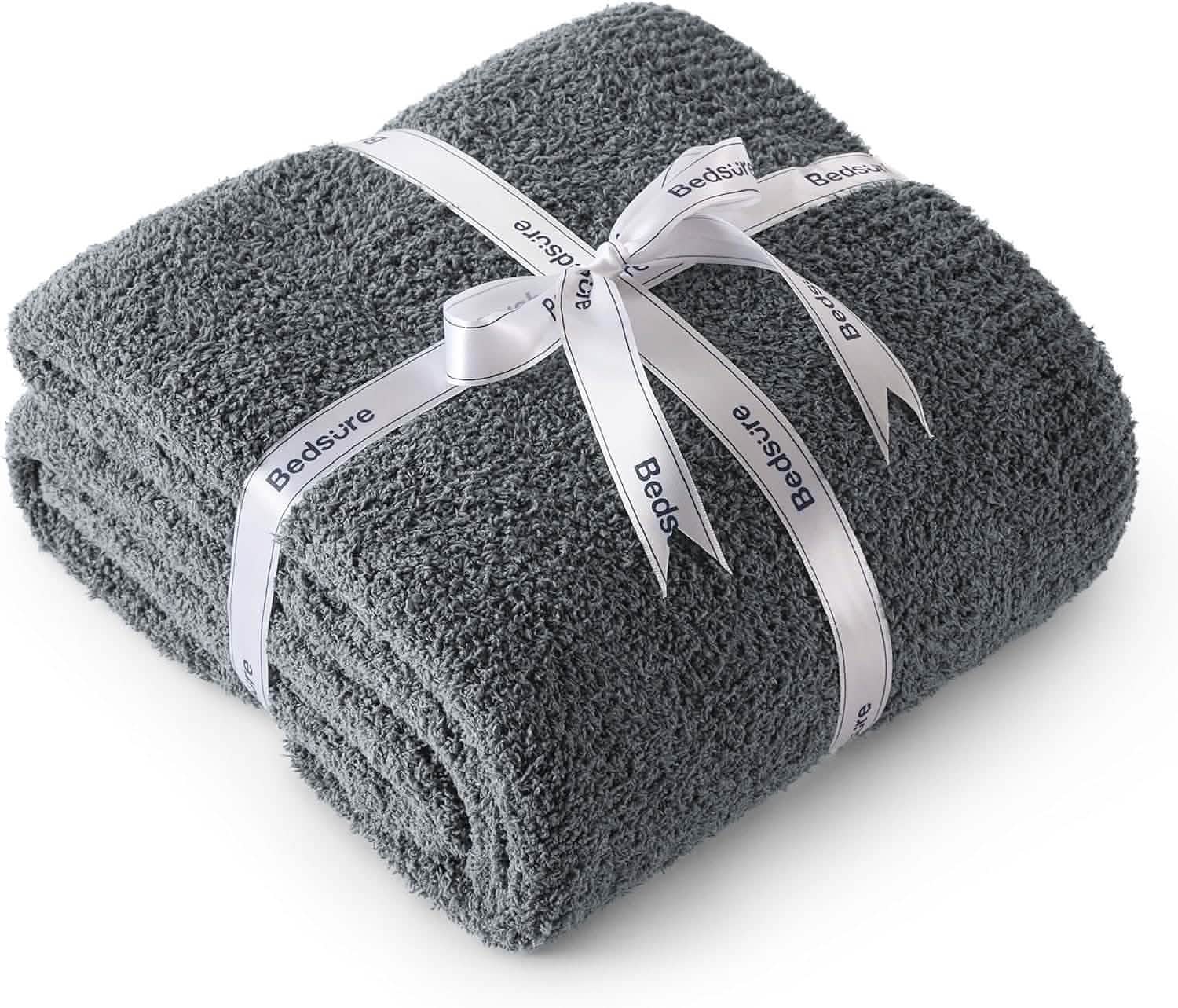 Feather Yarn Throw Blanket - Image 12